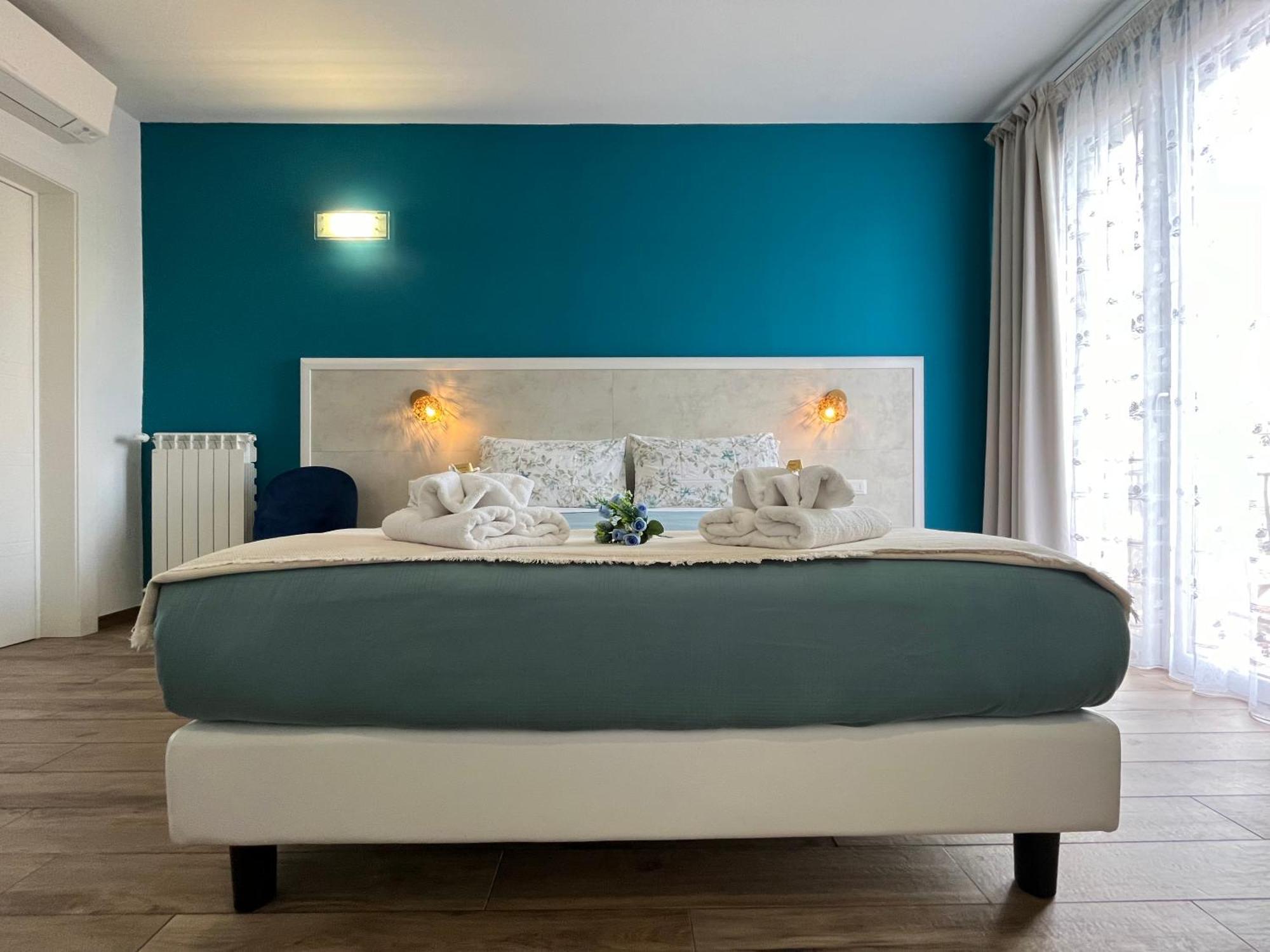 Porta Alla Croce Guest House Флоренция Экстерьер фото